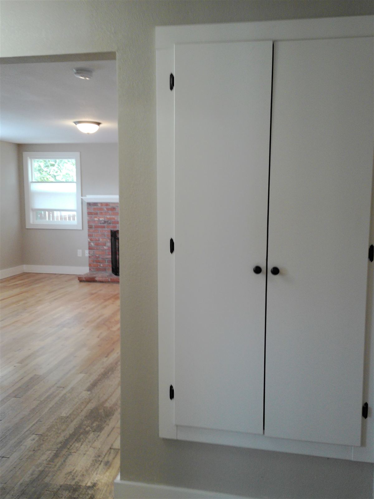 Built-in pantry in the hall